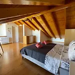 Panos Comfy Apartment