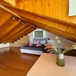 Panos Comfy Apartment