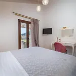 Vincenzo Suites