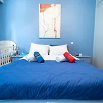 Victoria Train Station 1 Bedroom 5 Pers