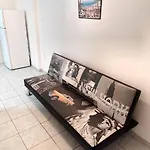 Emerald- 2 -Bedroom Apartment In Preveza