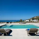 Elia Privileged Suites Andros Ανδροσ