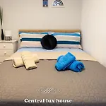 Central Lux House