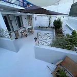 Elis House