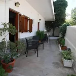 Chrysoula'S Convenient Triple Room With Yard