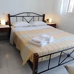 Adriani Sea View Rooms