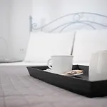 Marea Apartments