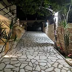 Villa Vera