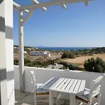Cozy & Simple Cycladic House With Sea-View