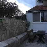Rena Apartments