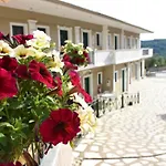 Villa Thomas Nakas