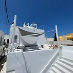 Cycladic Rooftop House In The Heart Of Parikia