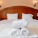 Arilla Beach Hotel