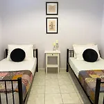 Amalthia Apartment Milos
