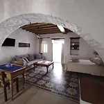 Traditional Suites In Chora Kythnos #1