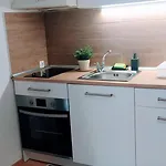 Elegant Central Studio Free Wifi And Netflix