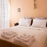Mediterranean House - 12 Min From Acropolis!
