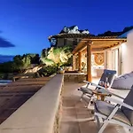 Hyperion Villa By Llb Mykonos