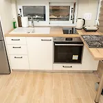 Modern Studio Chiou