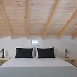Agiopetra Lofts