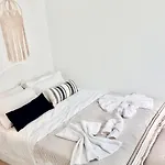 Oldtown Suites Fira