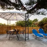 Makarounis Athanasios Traditional Apartments