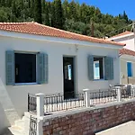 Modern Cottage On The Sea