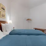 Luxury Museum Apartment Athena