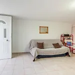 Casa Nebari Seaside Retreats - Fully Equipped, Ideal Spot
