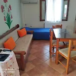 Stella'S Guesthouse
