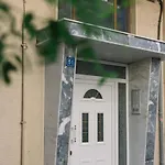 Dream Apartment 