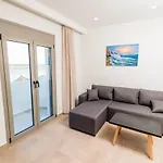 Chrysoula Seaside Apartment