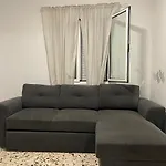 Bella 51