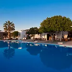 Yria Island Boutique Hotel & Spa