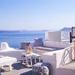 Alexander'S Suites
