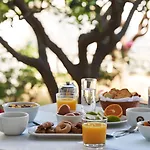 Hotel Paros