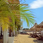 Anastasia Resort By Spilia
