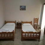 Tom House 1