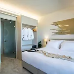 Green Suites Boutique Hotel