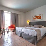 Flisvos Royal Hotel & Suites