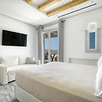 Nefeli Residence & Suite Ftelia Beach Mykonos