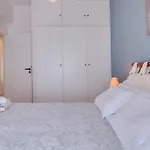 Lovingly Restored Apartment Galatsi