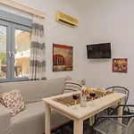 Eros Apartment
