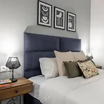 Phaedrus Living: City Center Luxury Flat Loukianou