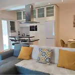 Stylish -Modern Apartment Heart Of Marousi
