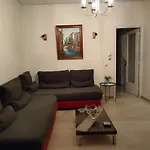 Cosy Penthouse Next To Metro