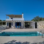 Deluxe House With Pool For 6 Ppl