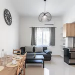 Blue Riviera Villas & Suites - Alimos