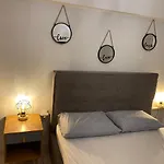 Olas 1-Bedroom Apartment Near The Center Of Athens