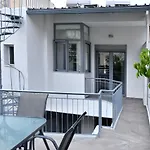Michaela'S Guesthouse